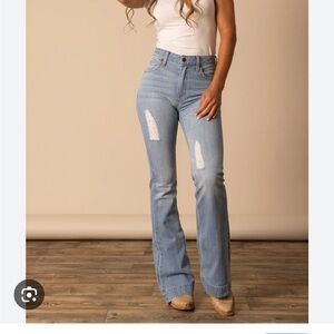 Kimes Ranch Jennifer Distressed Sugar Fade Fade